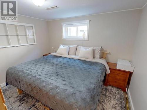 4608 Redonda Ave, Powell River, BC - Indoor Photo Showing Bedroom