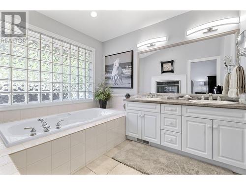 3945 Gallaghers Circle, Kelowna, BC - Indoor Photo Showing Bathroom