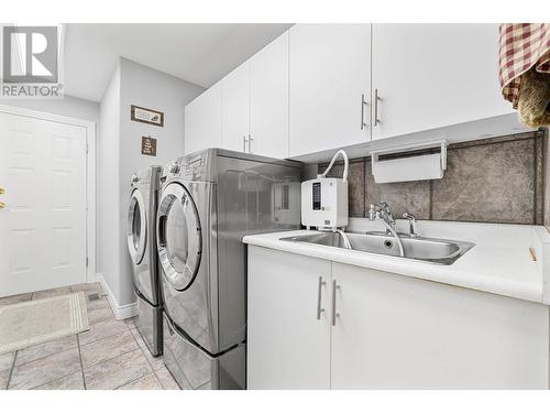 3945 Gallaghers Circle, Kelowna, BC - Indoor Photo Showing Laundry Room