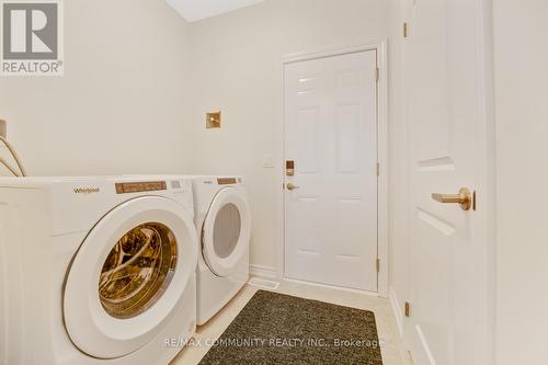 1116 Thompson Drive, Oshawa, ON - Indoor Photo Showing Laundry Room