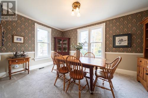 28 O'Brien Avenue, Whitchurch-Stouffville, ON - Indoor Photo Showing Dining Room