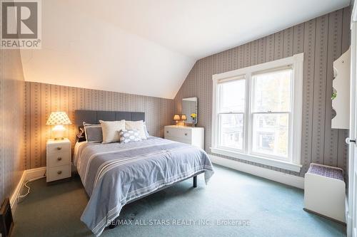 28 O'Brien Avenue, Whitchurch-Stouffville, ON - Indoor Photo Showing Bedroom