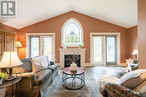 28 O'Brien Avenue, Whitchurch-Stouffville, ON - Indoor Photo Showing Living Room With Fireplace