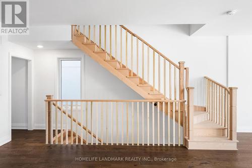 33 Persica Street, Richmond Hill, ON - Indoor Photo Showing Other Room