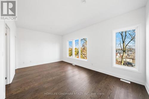 33 Persica Street, Richmond Hill, ON - Indoor Photo Showing Other Room