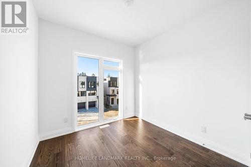 33 Persica Street, Richmond Hill, ON - Indoor Photo Showing Other Room