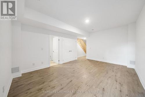 33 Persica Street, Richmond Hill, ON - Indoor Photo Showing Other Room