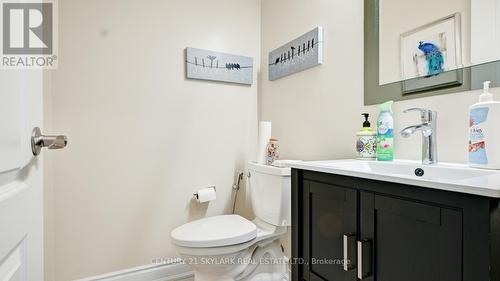 3824 Talias Crescent, Mississauga, ON - Indoor Photo Showing Bathroom