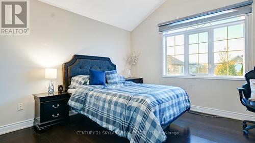 3824 Talias Crescent, Mississauga, ON - Indoor Photo Showing Bedroom