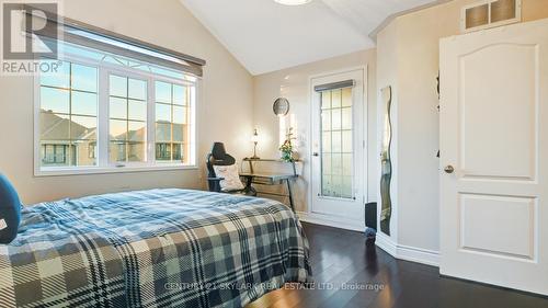 3824 Talias Crescent, Mississauga, ON - Indoor Photo Showing Bedroom