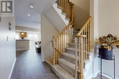 397 Bussel Crescent, Milton, ON - Indoor Photo Showing Other Room