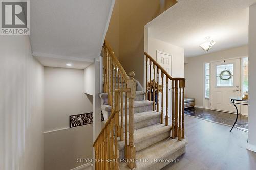 397 Bussel Crescent, Milton, ON - Indoor Photo Showing Other Room