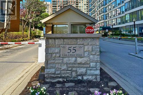 1906 - 55 Elm Drive, Mississauga, ON - Outdoor