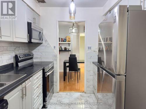 208 - 3455 Morning Star Drive, Mississauga, ON - Indoor Photo Showing Kitchen