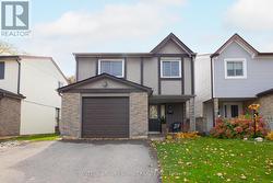 2358 COLDSTREAM DRIVE  Burlington, ON L7P 3Z9