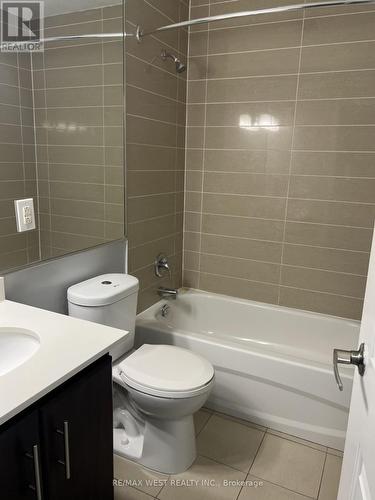 212 - 3045 Queen Frederica Drive, Mississauga, ON - Indoor Photo Showing Bathroom