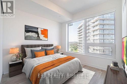 1707 - 4675 Metcalfe Avenue, Mississauga, ON - Indoor Photo Showing Bedroom