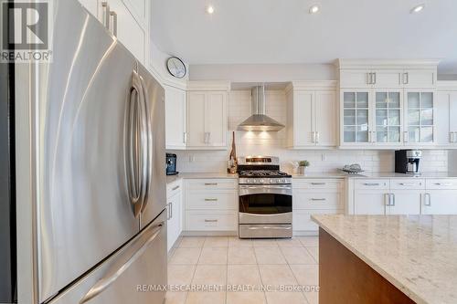 143 Valmont Street, Hamilton, ON - Indoor Photo Showing Kitchen With Stainless Steel Kitchen With Upgraded Kitchen