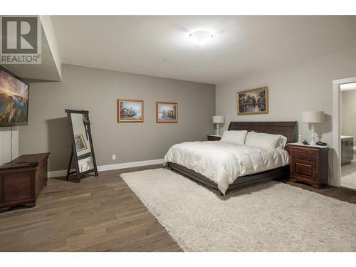 3865 Truswell Road Unit# 412, Kelowna, BC - Indoor Photo Showing Bedroom