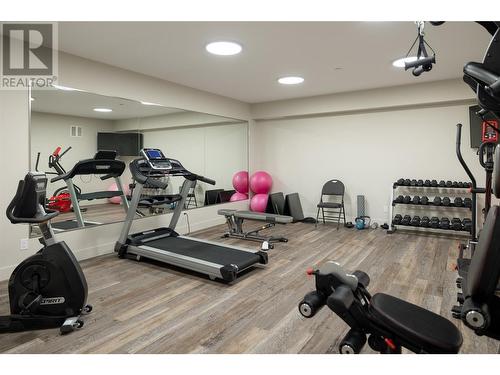 3865 Truswell Road Unit# 412, Kelowna, BC - Indoor Photo Showing Gym Room