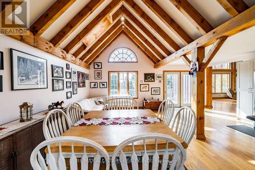 100 Snow Ridge Court, Oshawa, ON - Indoor Photo Showing Dining Room