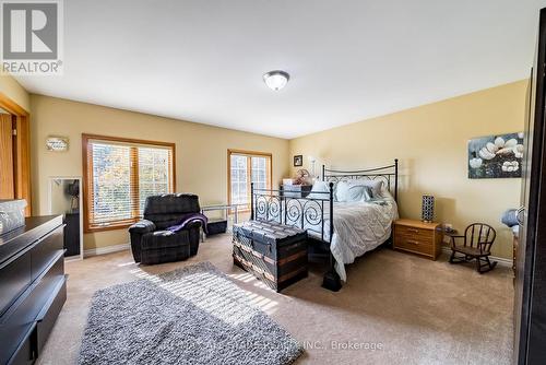 100 Snow Ridge Court, Oshawa, ON - Indoor Photo Showing Bedroom