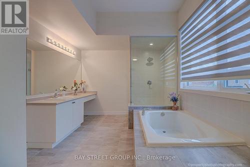 206 Webb Street, Markham, ON - Indoor Photo Showing Bathroom