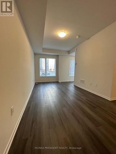 Th 354 - 100 Honeycrisp Crescent, Vaughan, ON - Indoor Photo Showing Other Room