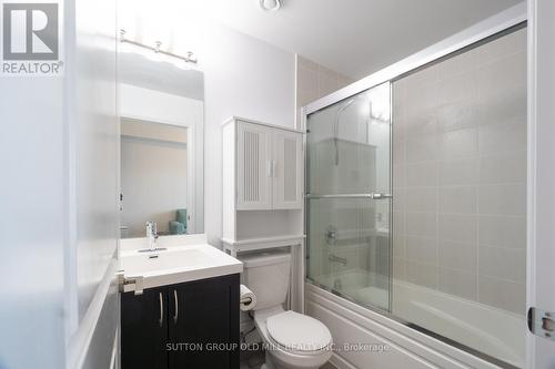 1207 - 9560 Markham Road, Markham, ON - Indoor Photo Showing Bathroom