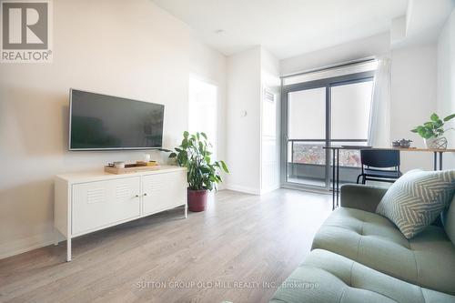 1207 - 9560 Markham Road, Markham, ON - Indoor Photo Showing Living Room