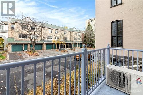 589 Rideau Street Unit#206, Ottawa, ON - Outdoor