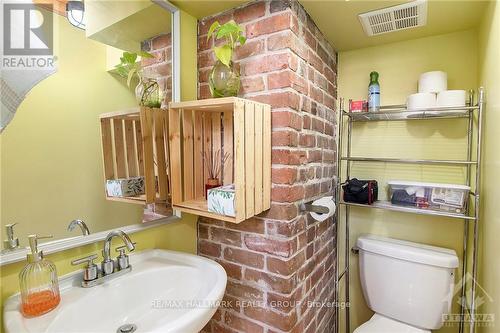 206 - 589 Rideau Street, Ottawa, ON - Indoor Photo Showing Bathroom