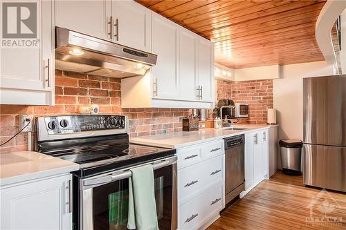 589 Rideau Street Unit#206, Ottawa, ON - Indoor Photo Showing Kitchen