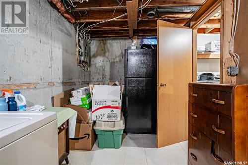 3709 Centennial Drive, Saskatoon, SK - Indoor Photo Showing Laundry Room