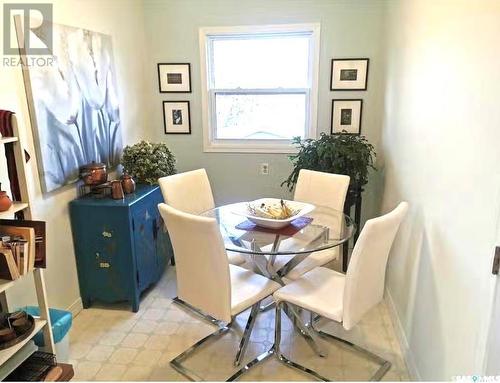 305 Ruth Street E, Saskatoon, SK - Indoor Photo Showing Dining Room