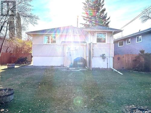 305 Ruth Street E, Saskatoon, SK - Outdoor