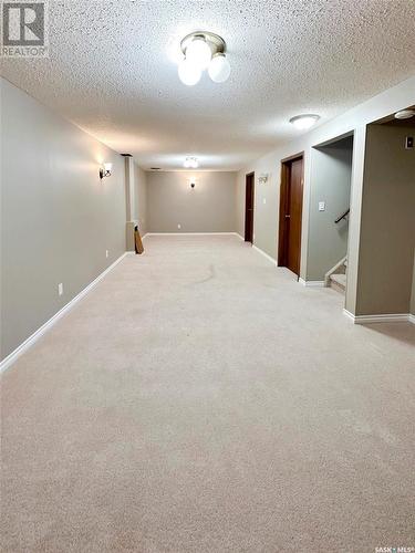 439 Cowan Drive, Swift Current, SK - Indoor Photo Showing Other Room