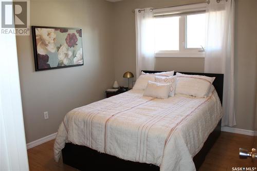 316 5Th Avenue, Cudworth, SK - Indoor Photo Showing Bedroom