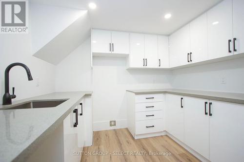 541 Monteith Avenue, Oshawa (Lakeview), ON - Indoor Photo Showing Kitchen