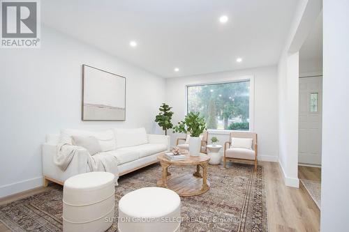 541 Monteith Avenue, Oshawa (Lakeview), ON - Indoor Photo Showing Living Room