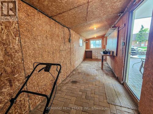 32 Teefy Street, Iroquois Falls, ON - Indoor Photo Showing Other Room