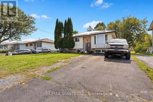 27A Pepper Avenue, Belleville, ON - Outdoor