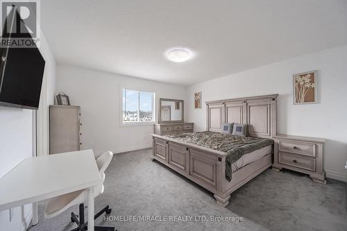 3319 Regiment Road, London, ON - Indoor Photo Showing Bedroom