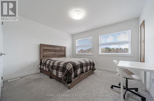 3319 Regiment Road, London, ON - Indoor Photo Showing Bedroom