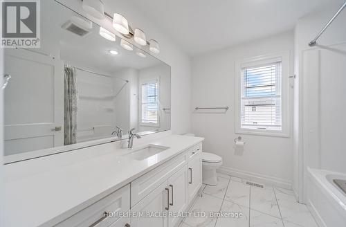 3319 Regiment Road, London, ON - Indoor Photo Showing Bathroom