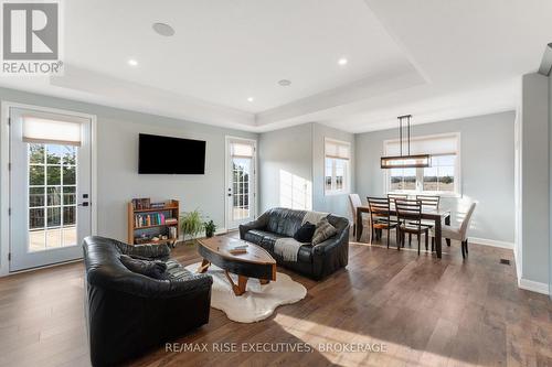 781 Nugent Road, Stone Mills, ON - Indoor Photo Showing Living Room