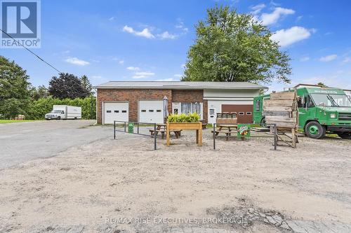 745 King Street W, Gananoque, ON 