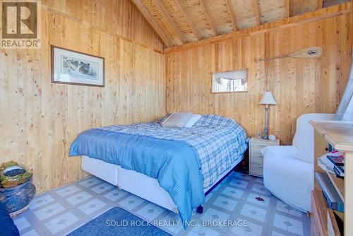 21C Swain Lane, South Frontenac (Frontenac South), ON - Indoor Photo Showing Bedroom