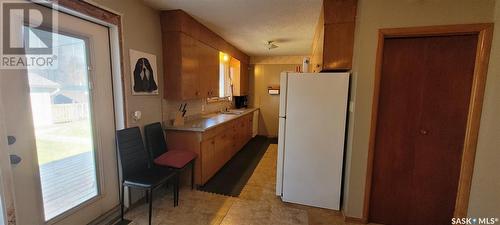 311 5Th Avenue, Loon Lake, SK - Indoor