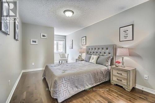 19 Kaitting Trail, Oakville, ON - Indoor Photo Showing Bedroom